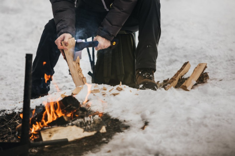 Купить Набор Fiskars: Топор плотницкий малый + складной нож Paraframe фото №4